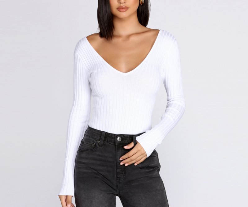 TableClothsUs Basic Babe Sweater Bodysuit