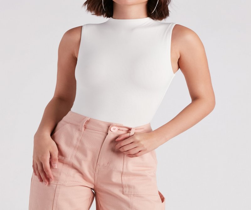 TableClothsUs Smooth Silhouette Mock Neck Bodysuit