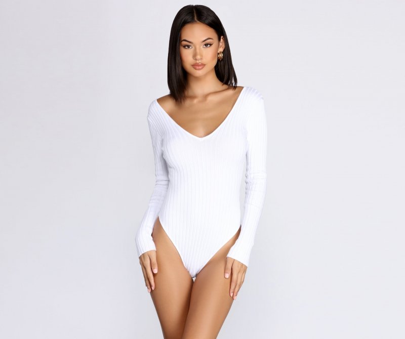 TableClothsUs Basic Babe Sweater Bodysuit
